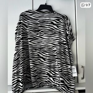 NWT Bar III 4X Zebra Print Draped Top Black White Plus Size